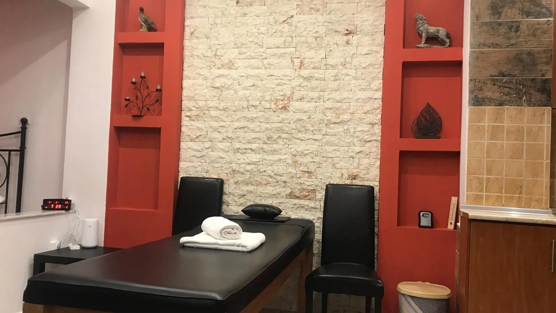 Afroditi Solarium/Massage Apartment Soluň