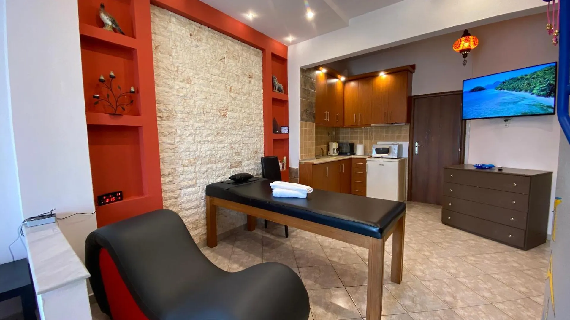 Afroditi Solarium/Massage Apartment Soluň Řecko