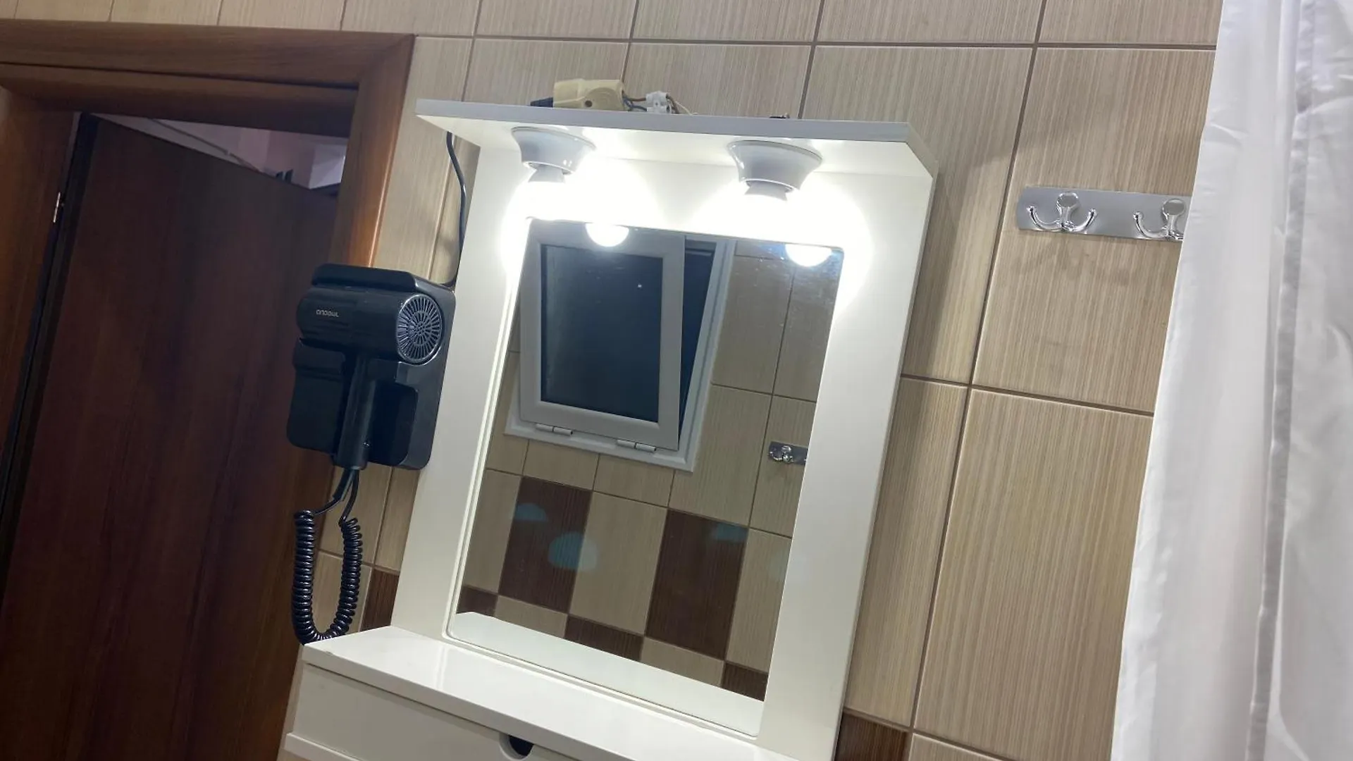 Afroditi Solarium/Massage Apartment Soluň