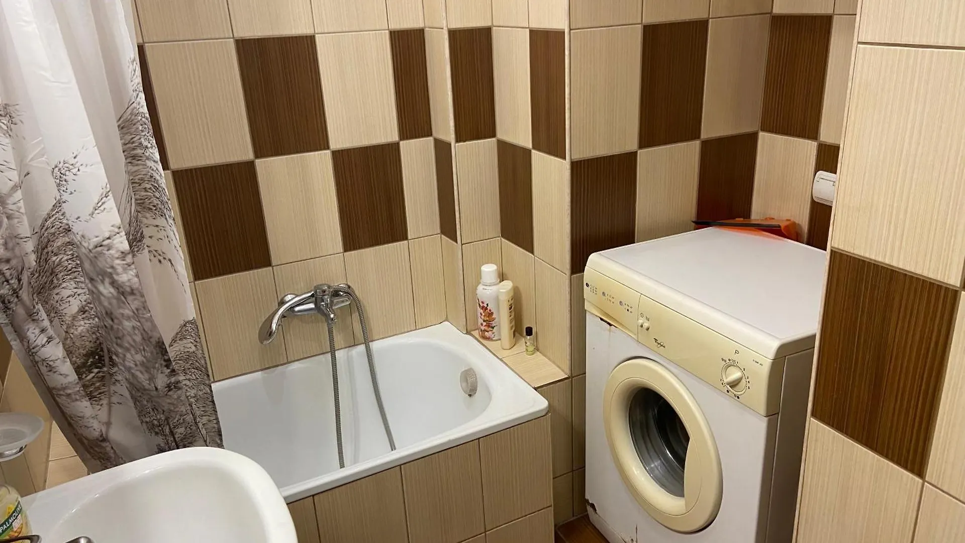 Afroditi Solarium/Massage Apartment Soluň